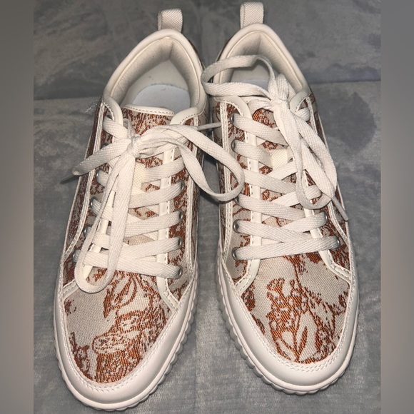 Boho, shabby chic, Pre-owned, Dream Pairs, platform walking shoe. - Picture 7 of 7